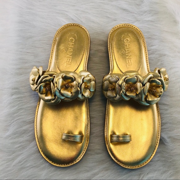 CHANEL Camellia Flower Toe Ring Thong Sandals Gold - Picture 4 of 8
